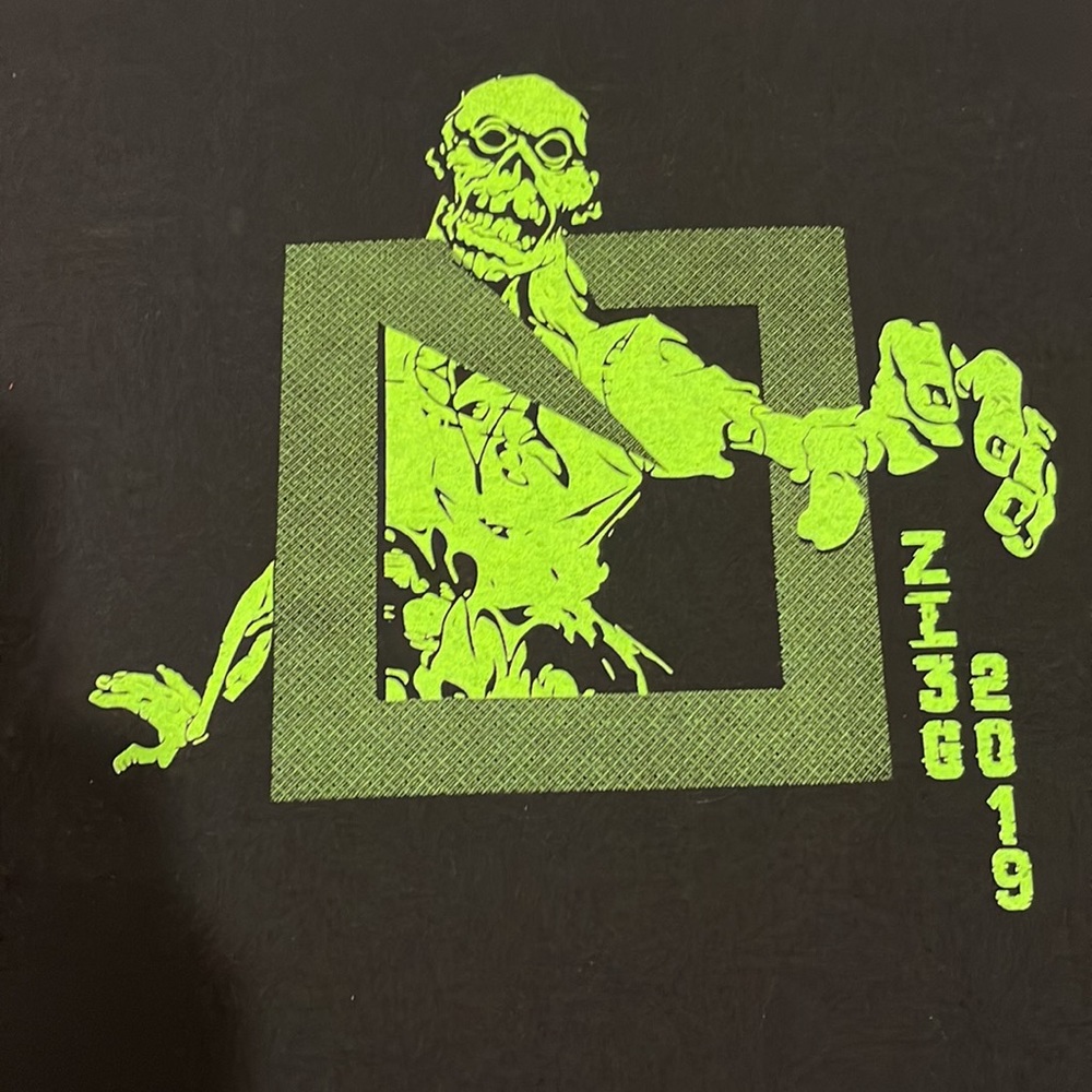Awesome skeleton zombie t shirt